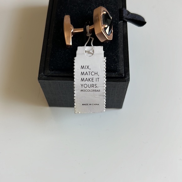 NWT-Kendra Scott Faceted Gold and Onyx Cufflinks